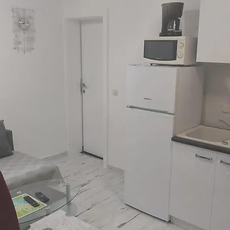 شقة Jan 2 بولا