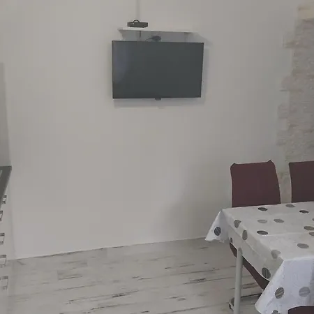 Jan 2 Apartamento Pula